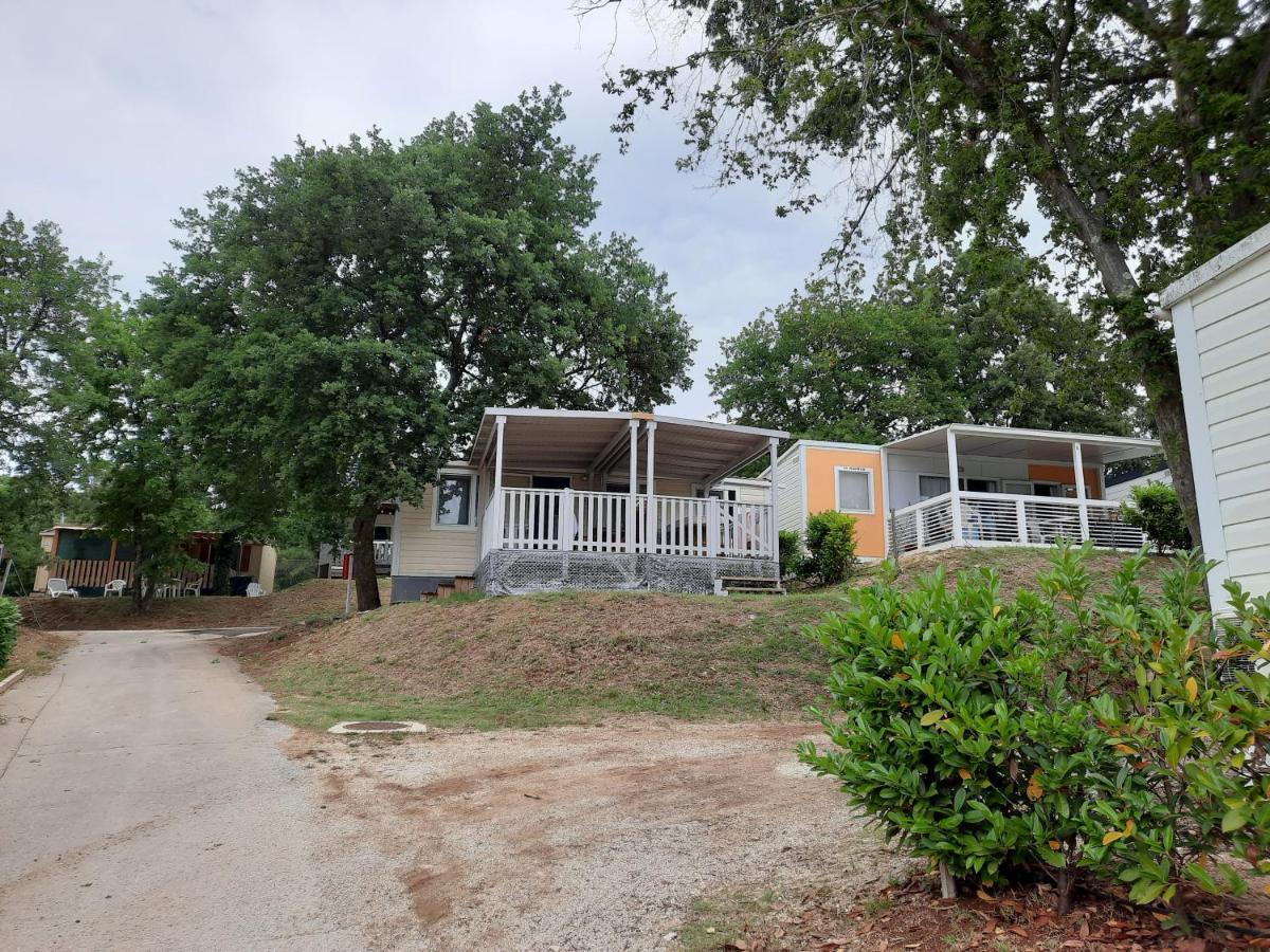 Boric Mobile Homes In Bijela Uvala And Zelena Laguna Poreč Extérieur photo